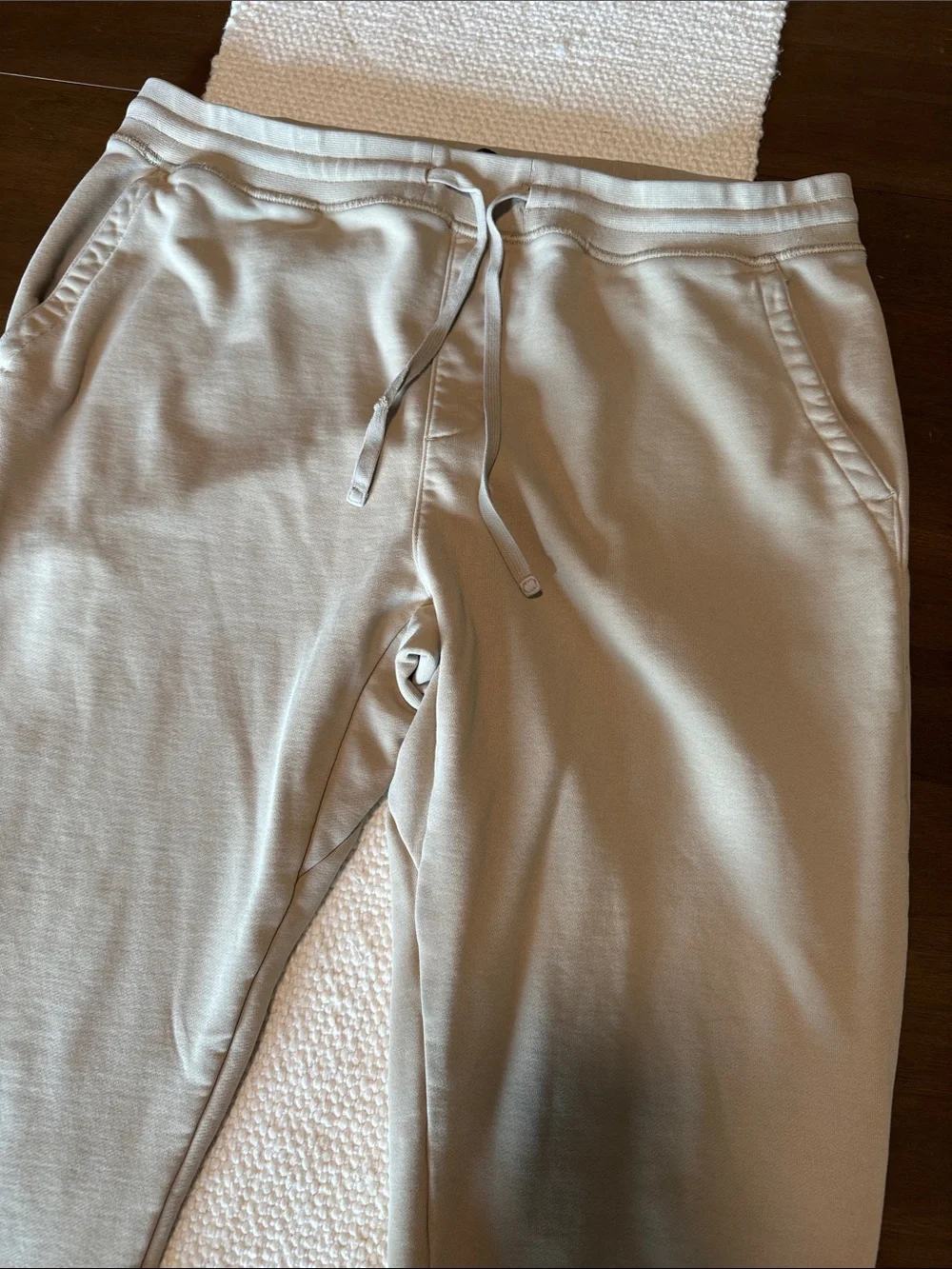 Banana Republic Tall Men’s Drawstring Joggers in Light Beige